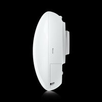 Ubiquiti UISP Wave-Pico: 60GHz/5GHz PtMP Station with PoE Injector. Reliable Wireless Connectivity Solution for Networks.
