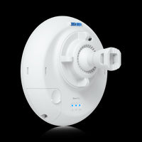 Ubiquiti UISP Wave-Pico: 60GHz/5GHz PtMP Station with PoE Injector. Reliable Wireless Connectivity Solution for Networks.