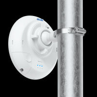 Ubiquiti UISP Wave-Pico: 60GHz/5GHz PtMP Station with PoE Injector. Reliable Wireless Connectivity Solution for Networks.