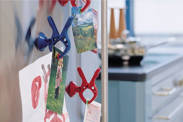 WOLFCRAFT MICROFIX Spring Clamp w/ Suction Cup - Blue and Red Clamps Holding Photos on Fridge