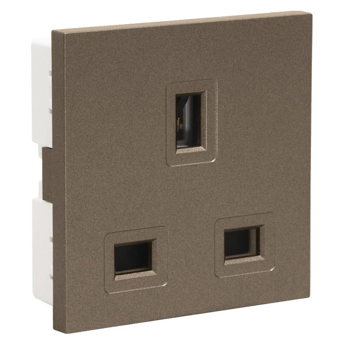 Major Tech VETi 3 AURA - 13A British Socket Module - Modular | 3VM204WT - image 1