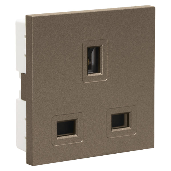 Major Tech VETi 3 AURA - 13A British Socket Module - Modular | 3VM204WT - image 1