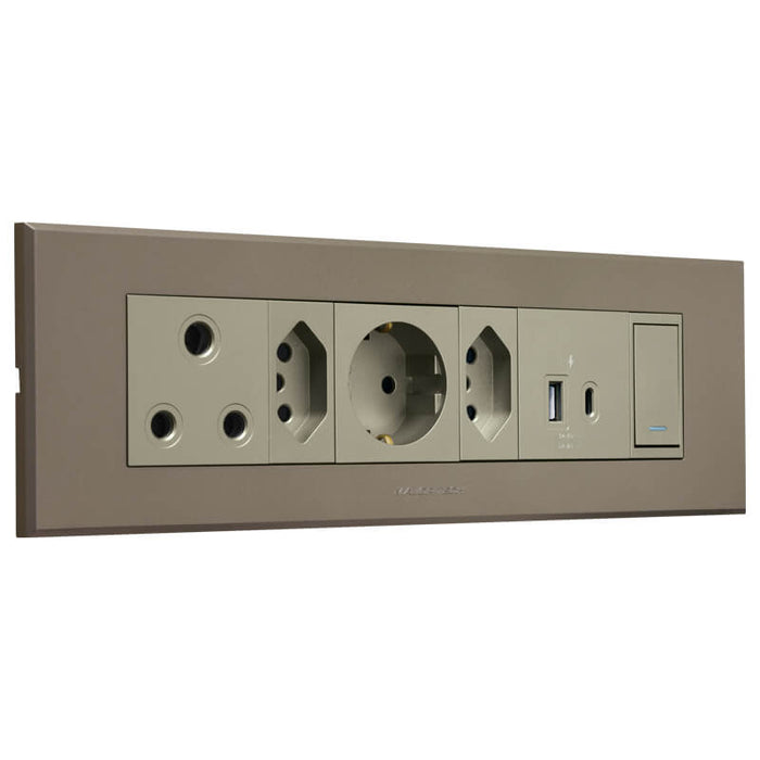 Major Tech RSA,Schuko,Dbl V-Slim A&C USB Omni TI/BZ 3VOMNI1TB