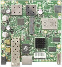 MikroTik RouterBOARD 922UAGS-5HPacD with 5GHz radio,1 Gb LAN,1 SFP,1 sim slot and 2 MMC-MT-RB922-5HPACD