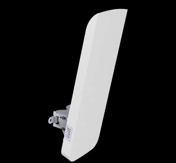 LigoWave DLB 2.4Ghz Base Station with 90 Degree Sector Antenna
