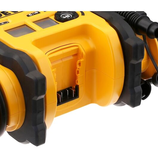 Dewalt 18V XR Inflator - Bare Unit - DCC018N-XJ
