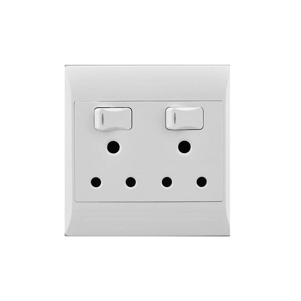 Socket E/Mate 4 X4 Single 16 A+Euro White Es025