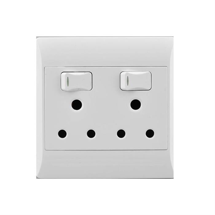 Socket E/Mate 4 X4 Double 16 A White Es030