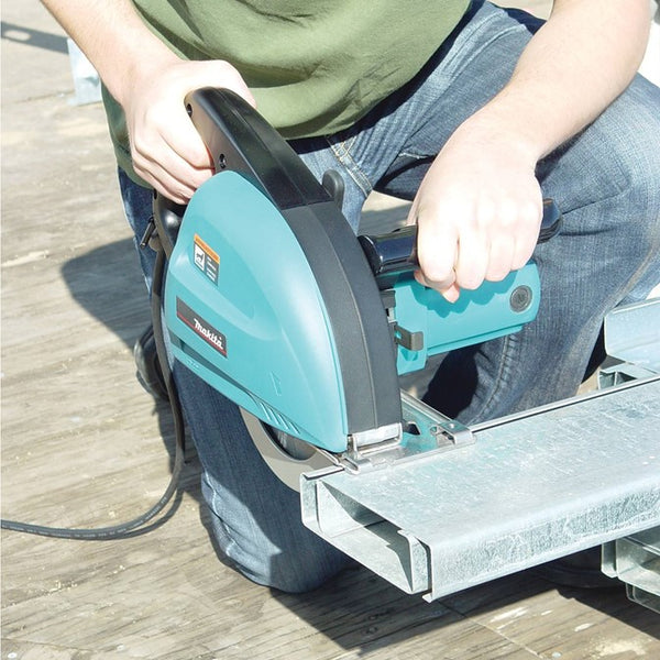 Makita metal cutting saw using 185mm blade to cut steel. Model 4131.