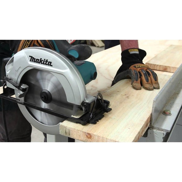 Makita Circular Saw 235mm - 2000W Wood Blade N5900B. Powerful Woodworking Tool for Precise Cuts