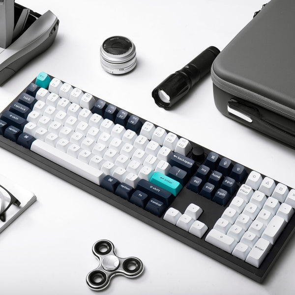 Keychron Q6 Max QMK/VIA Wireless Mechanical Keyboard (Full-Size, Gateron Jupiter Banana)
