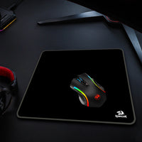 REDRAGON MOUSEPAD FLICK L 400X450 BK-RD-P031
