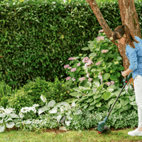 Bosch EasyGrassCut 18V-230 Cordless Grass Trimmer: Lightweight, Adjustable for Lawn Edging & Trimming